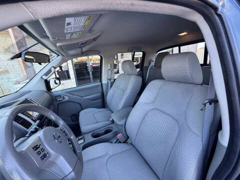 2017 Nissan Frontier SV