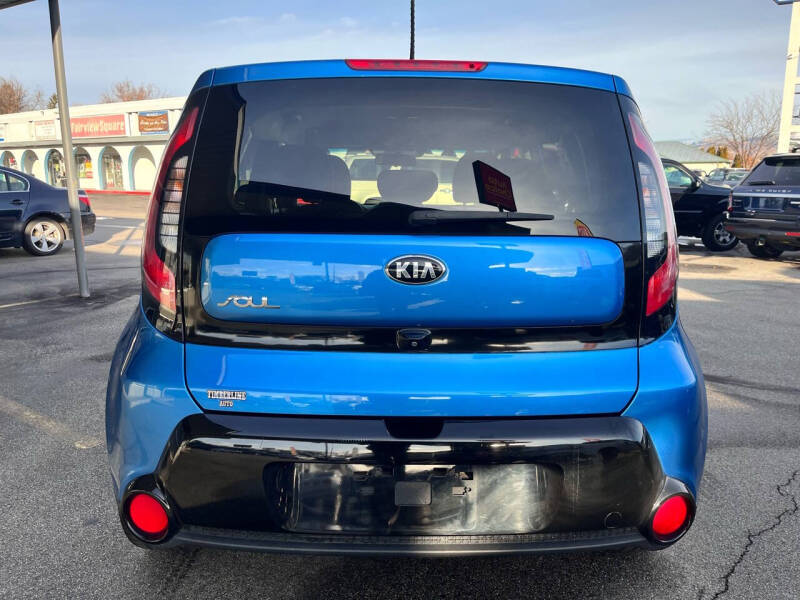 2016 Kia Soul + photo 5