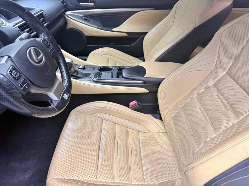 2016 Lexus RC 200t