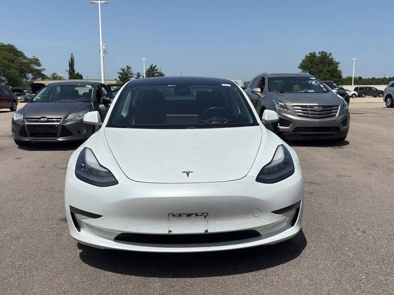 2019 Tesla Model 3 Mid Range
