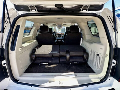 2012 Cadillac Escalade Platinum Edition