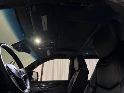 2018 Cadillac Escalade Platinum