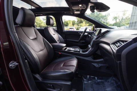 2021 Ford Edge Titanium