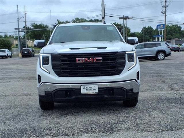 2025 GMC Sierra 1500 Pro