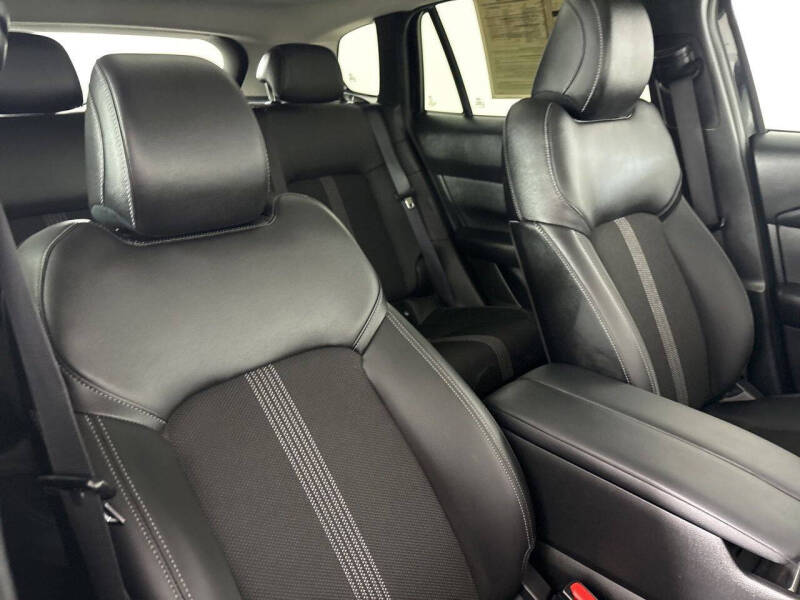 2025 Mazda CX-50 2.5 S Premium