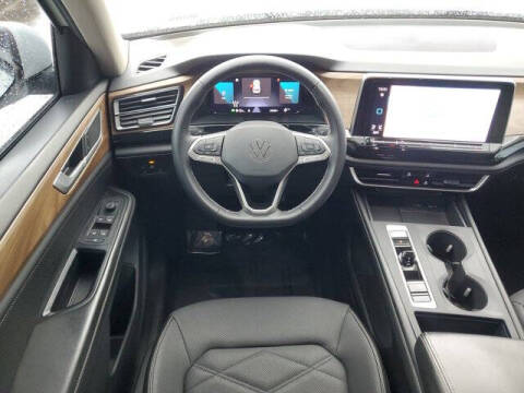 2024 Volkswagen Atlas SE