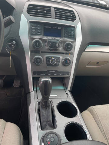 2014 Ford Explorer