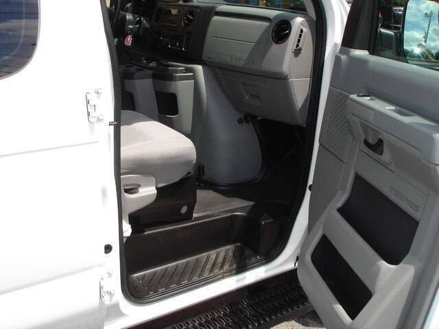 2013 Ford E-Series E-150
