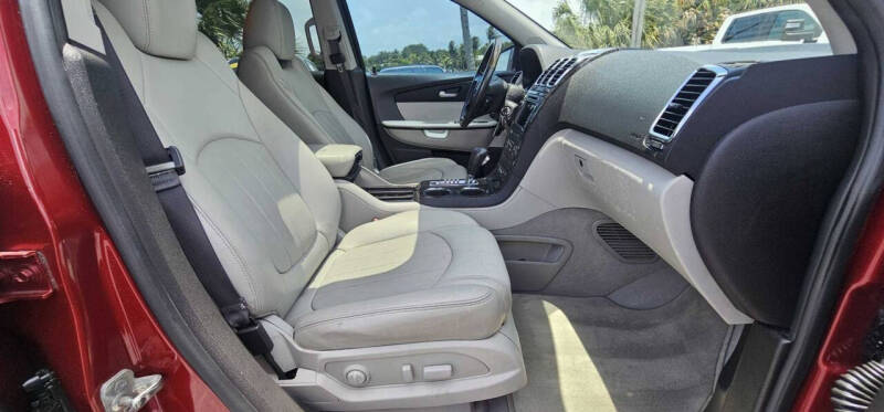 2011 GMC Acadia Denali