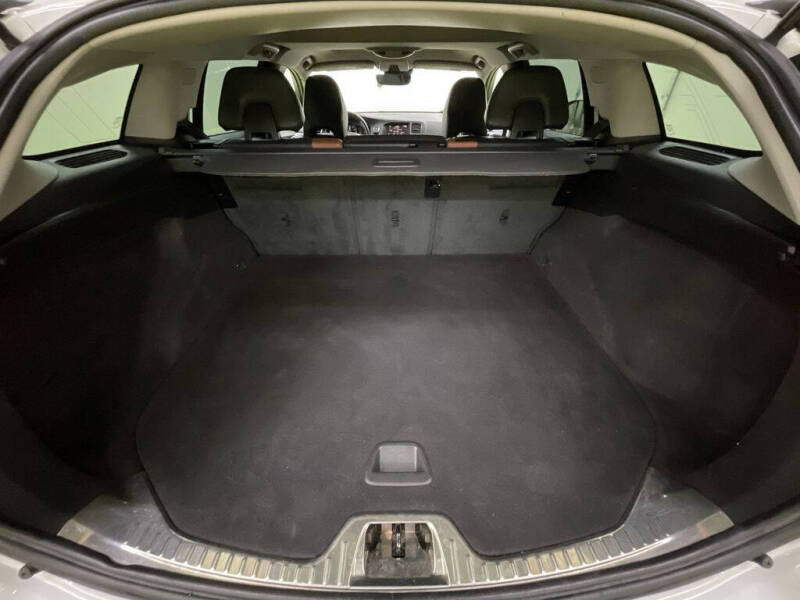 2018 Volvo V60 Cross Country T5 Premier