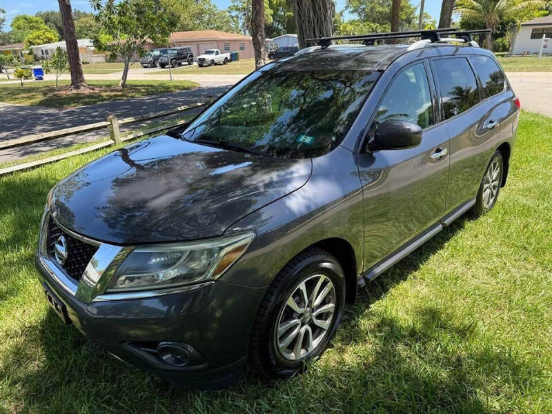 2014 Nissan Pathfinder SV