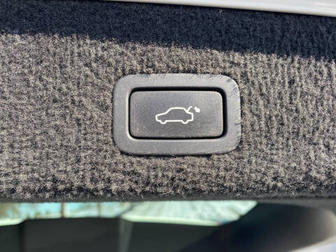 2013 Volvo XC70 T6 Premier Plus