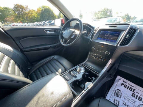 2020 Ford Edge SEL