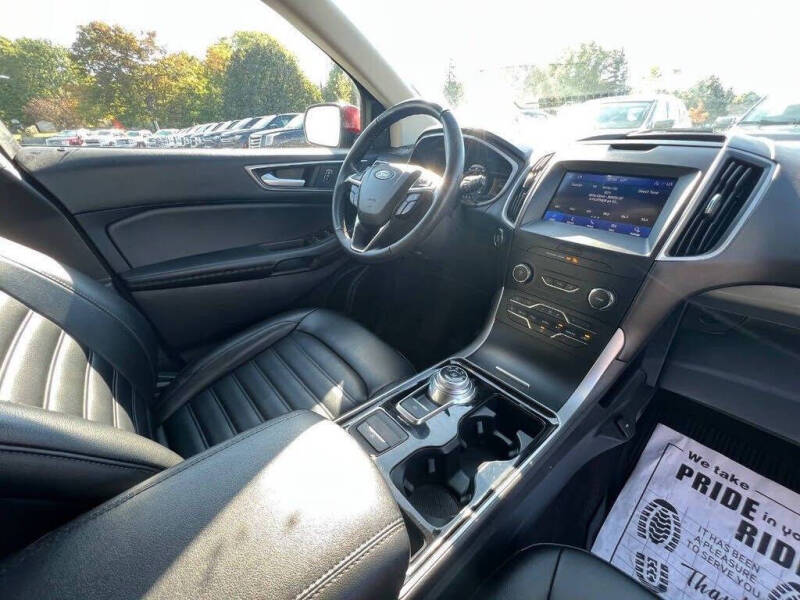 2020 Ford Edge SEL