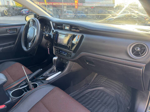 2019 Toyota Corolla SE