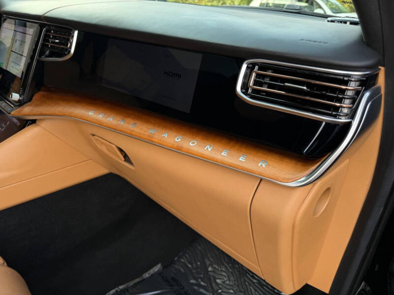 2022 Jeep Grand Wagoneer Series III