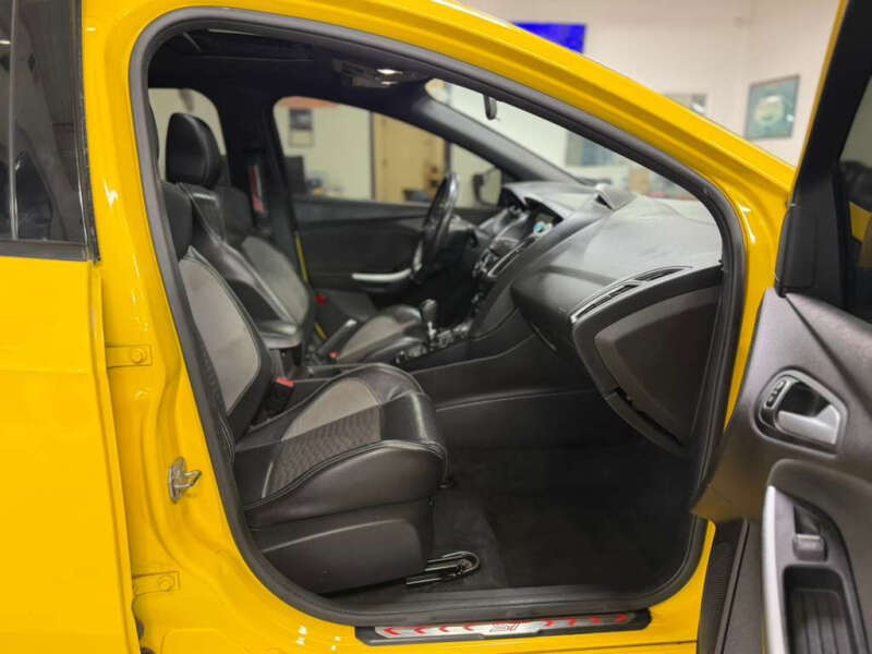 2017 Ford Focus ST