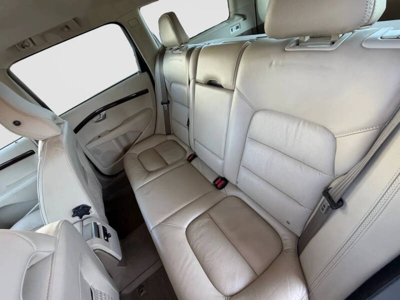 2012 Volvo XC70