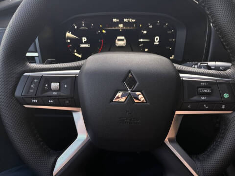 2026 Mitsubishi Outlander SEL