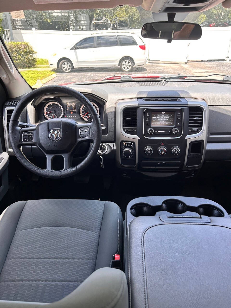 2018 Ram 1500 for sale at GRACELAND AUTO LLC in Thonotosassa, FL