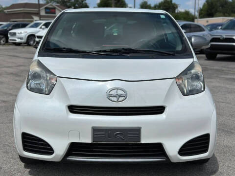 2014 Scion iQ