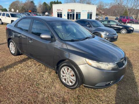 2013 Kia Forte for sale at UpCountry Motors in Taylors SC
