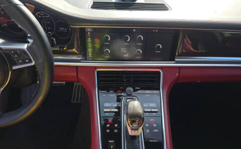 2018 Porsche Panamera