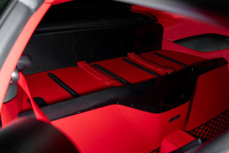 2022 Ferrari 812 Competizione