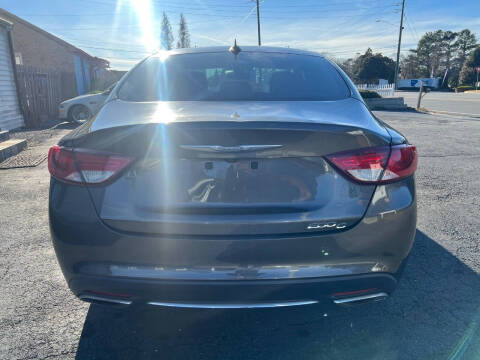2015 Chrysler 200 C