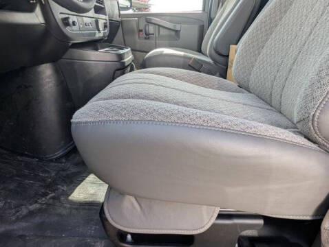 2025 Chevrolet Express 2500