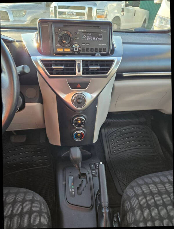 2013 Scion iQ