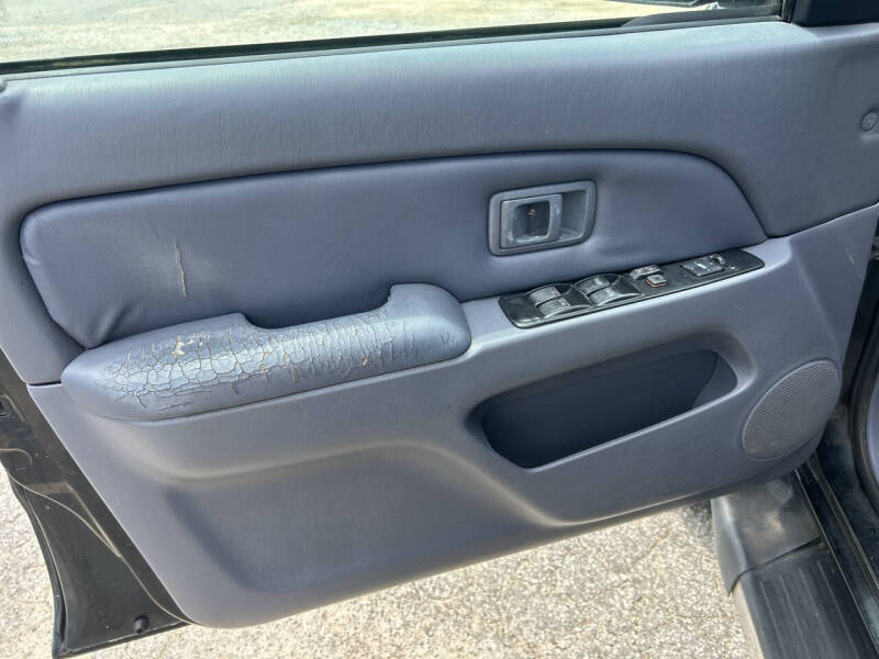 2000 Toyota 4Runner SR5