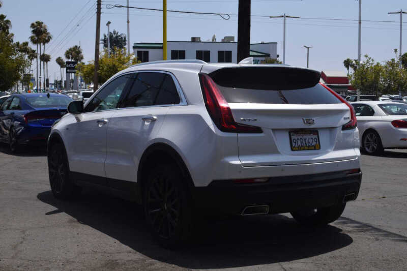 2022 Cadillac XT4 Luxury