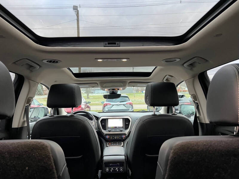 2021 GMC Acadia Denali