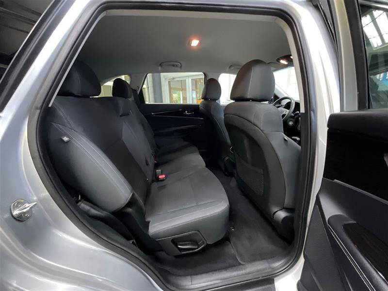 2019 Kia Sorento L