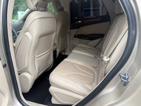 2017 Lincoln MKC Select