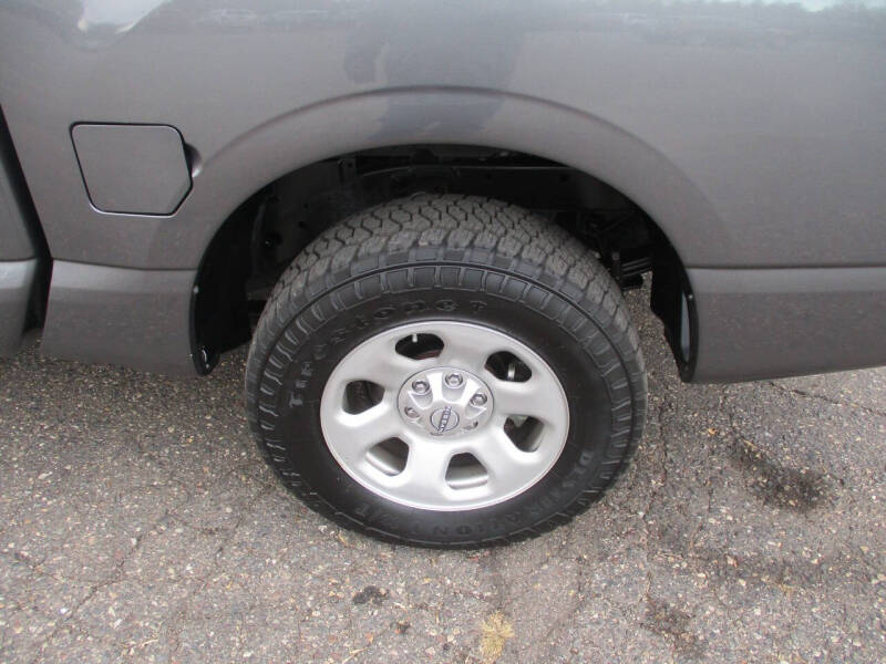 2023 Nissan Titan SV