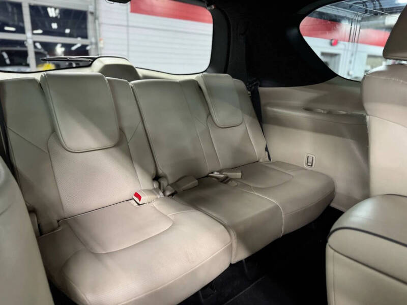 2023 Infiniti QX80 Sensory