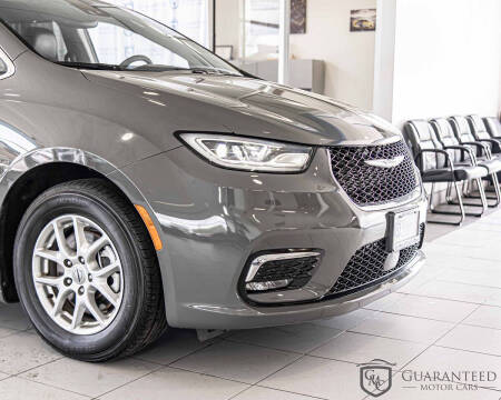 2022 Chrysler Pacifica Touring L