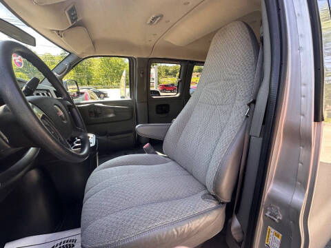 2012 GMC Savana LS 3500
