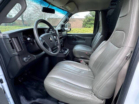 2018 Chevrolet Express 2500
