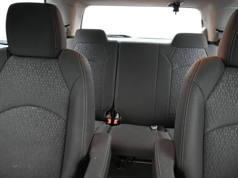 2016 GMC Acadia SLE-2