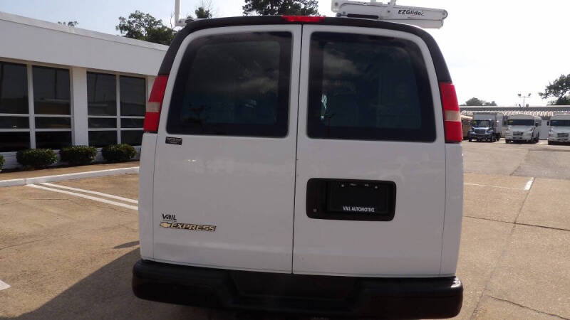 2017 Chevrolet Express 2500