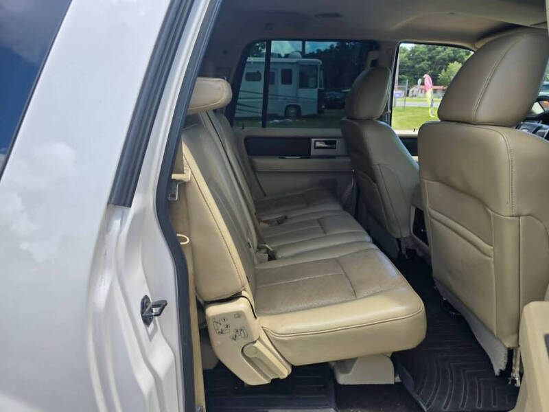 2017 Ford Expedition EL XLT
