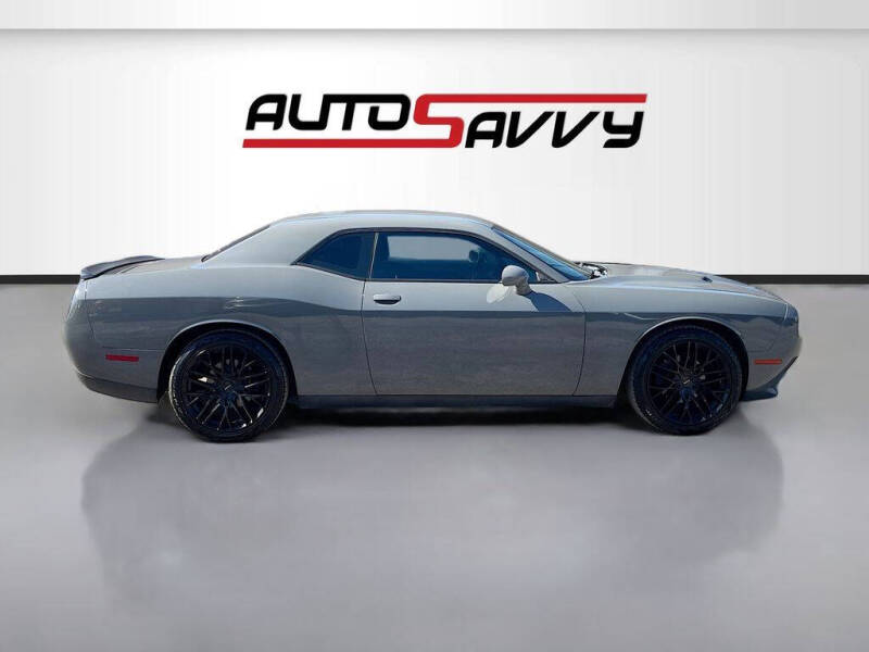2017 Dodge Challenger SXT