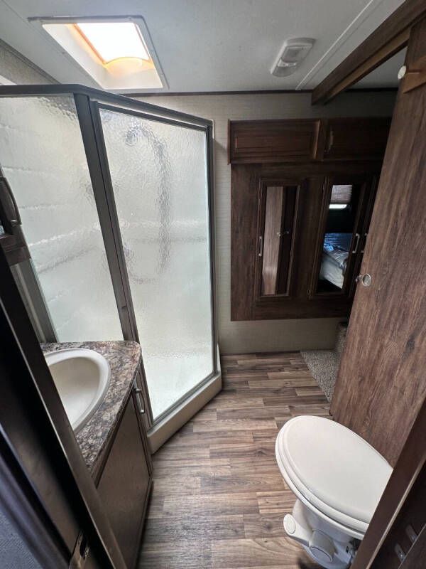 2017 Keystone RV COUGAR 284RDBWE