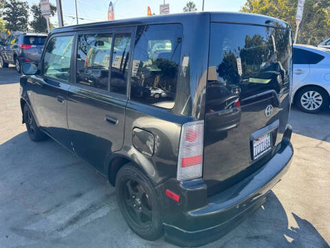 2006 Scion xB