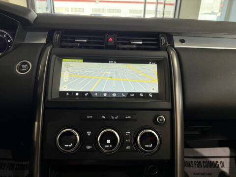 2020 Land Rover Discovery Landmark Edition