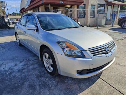 2007 Nissan Altima for sale at Advance Import in Tampa FL