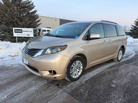 2012 Toyota Sienna LE Mobility 7-Passenger